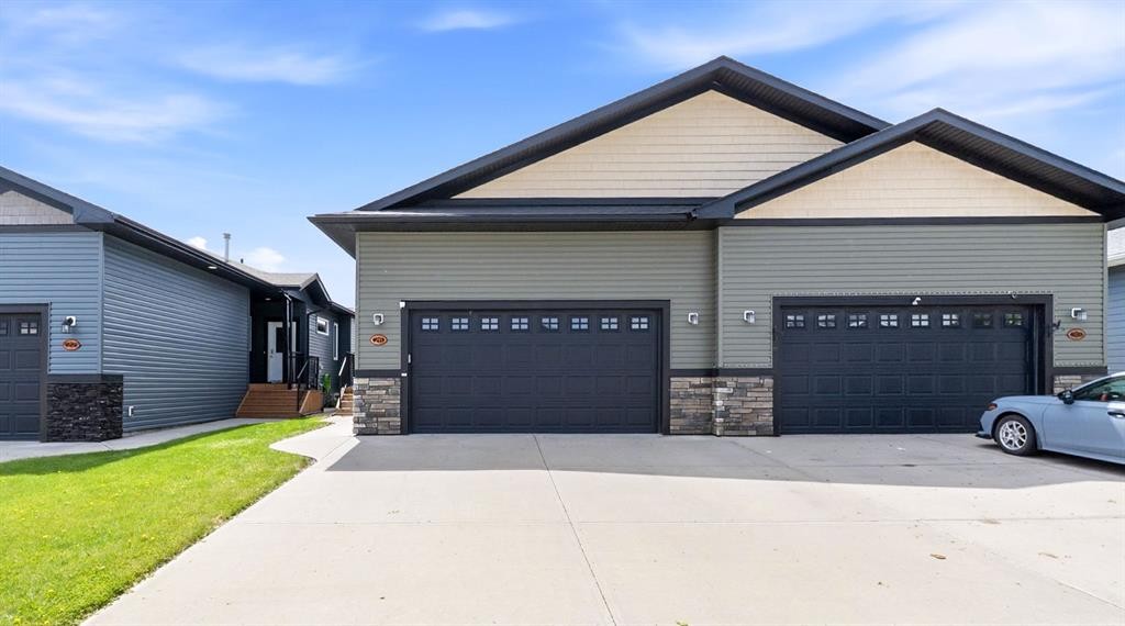 26 Violet Close, Olds, AB - Outdoor