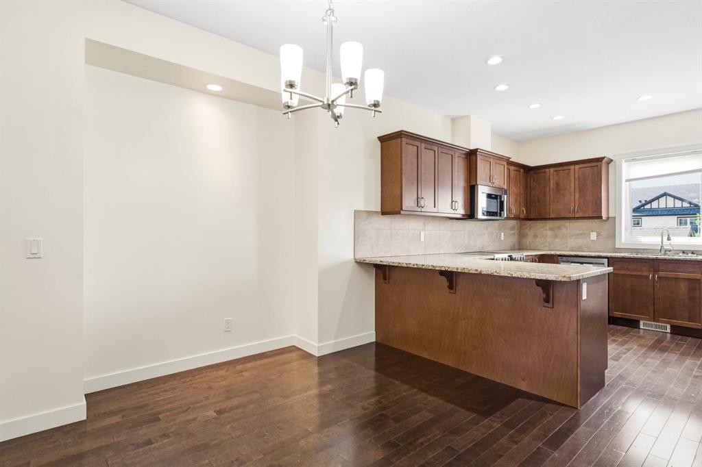 26 Violet Close, Olds, AB - Indoor Photo Showing Kitchen