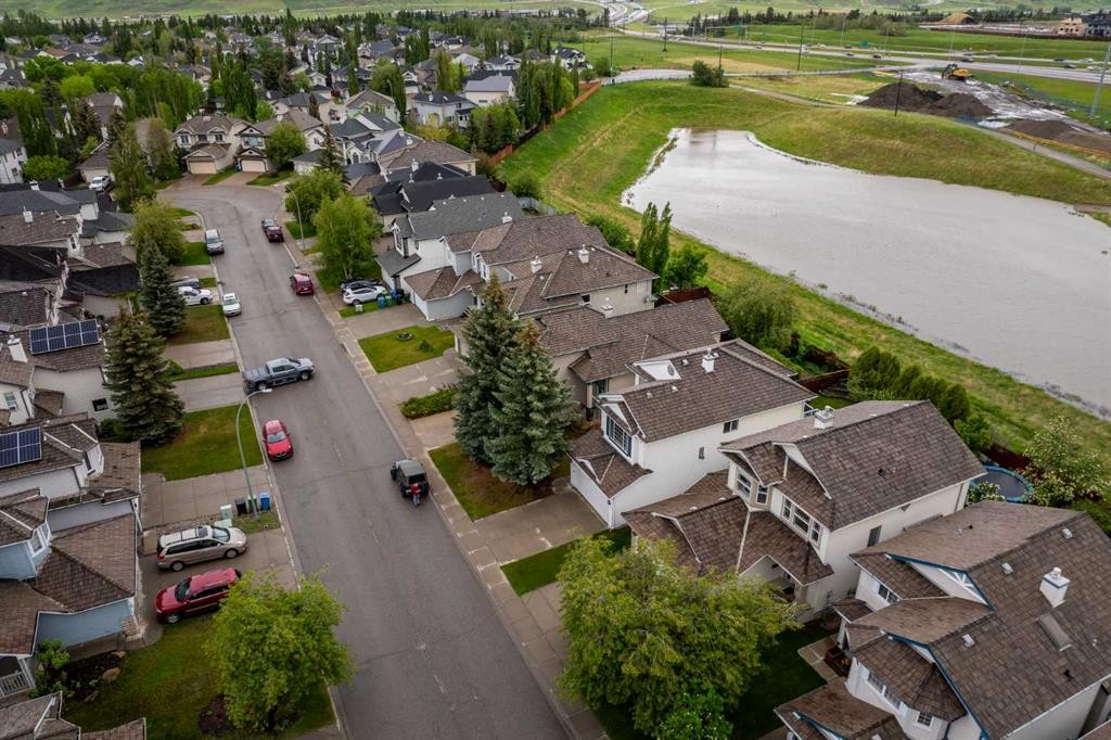 279 Valley Brook Circle Nw, Calgary, AB - Outdoor With View