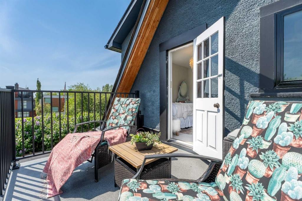 3216 17 Street Sw, Calgary, AB