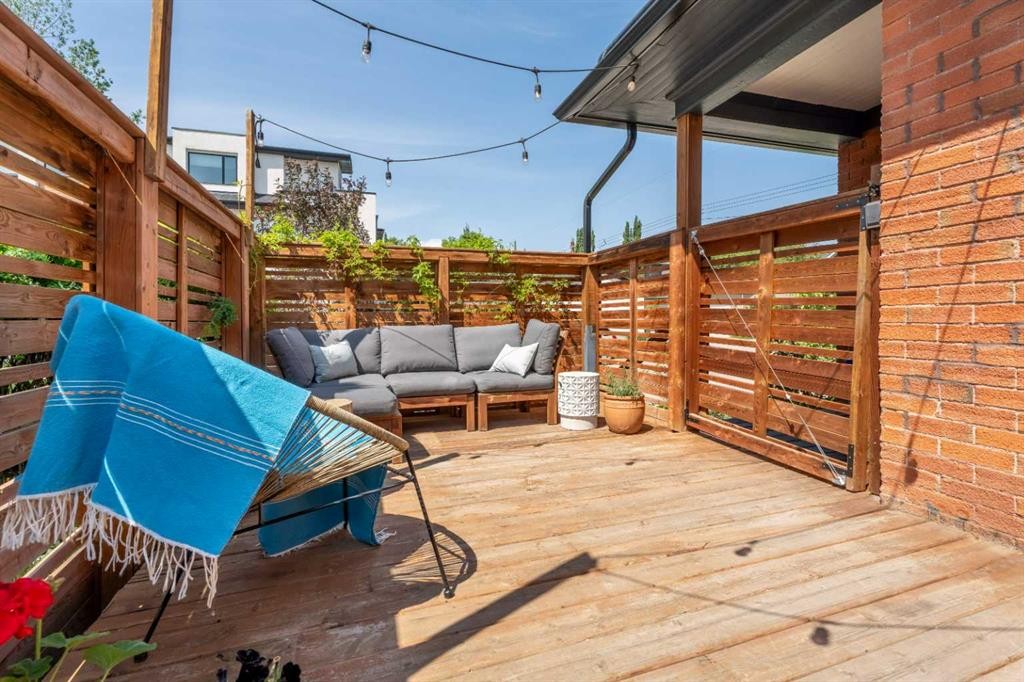 3216 17 Street Sw, Calgary, AB