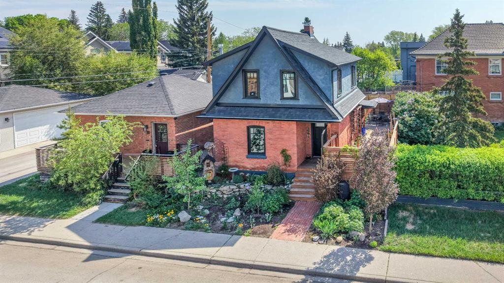 3216 17 Street Sw, Calgary, AB