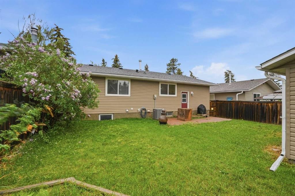 101 Aspen Crescent, Airdrie, AB