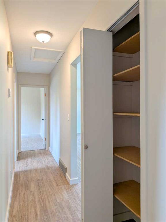 223 Allison Street, Acme, AB - Indoor Photo Showing Other Room
