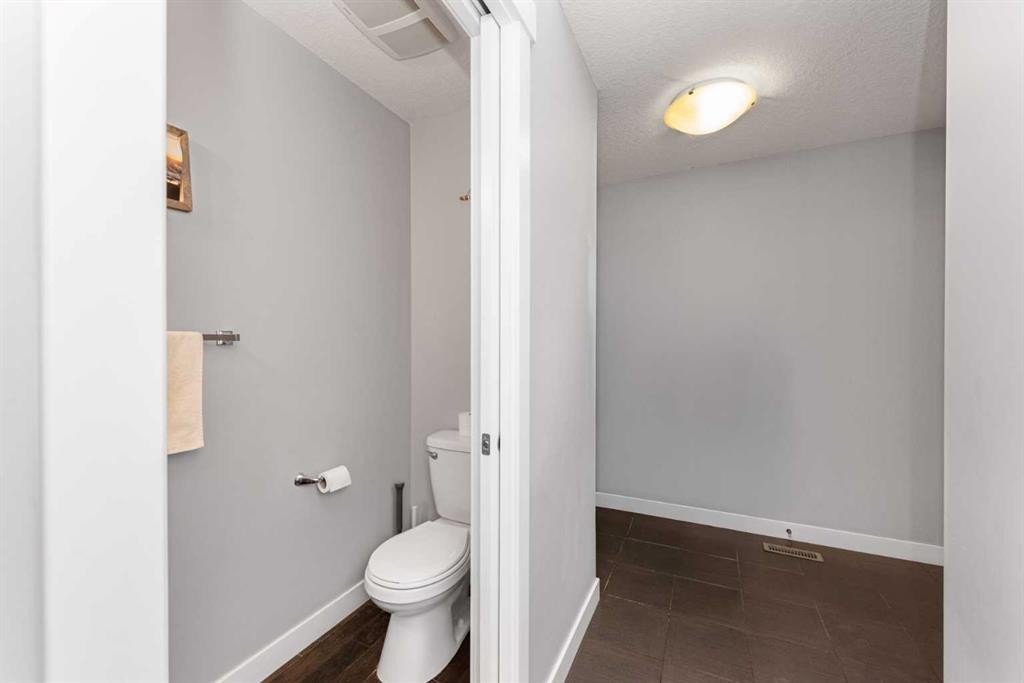 99 Brightoncrest Point Se, Calgary, AB