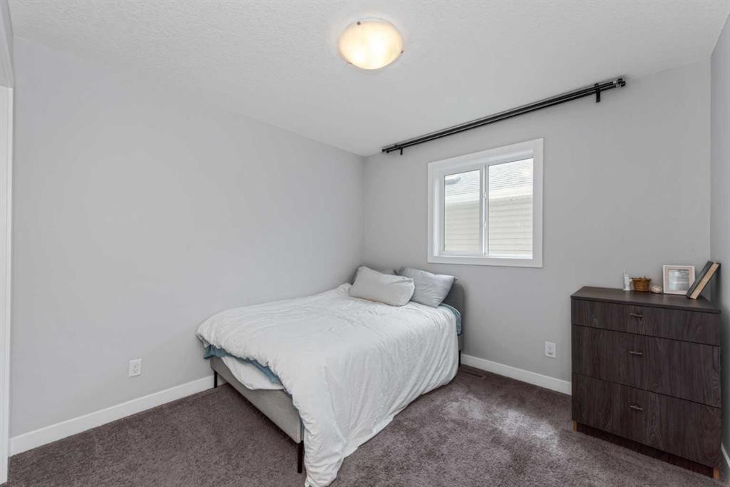 99 Brightoncrest Point Se, Calgary, AB