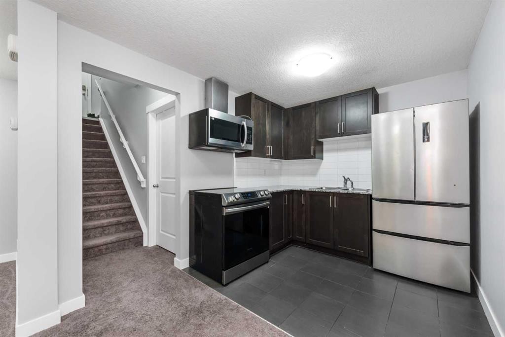 99 Brightoncrest Point Se, Calgary, AB