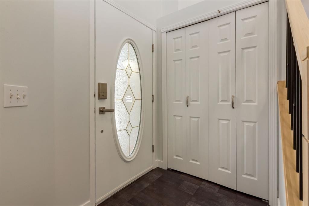 82 Hidden Ridge View Nw, Calgary, AB
