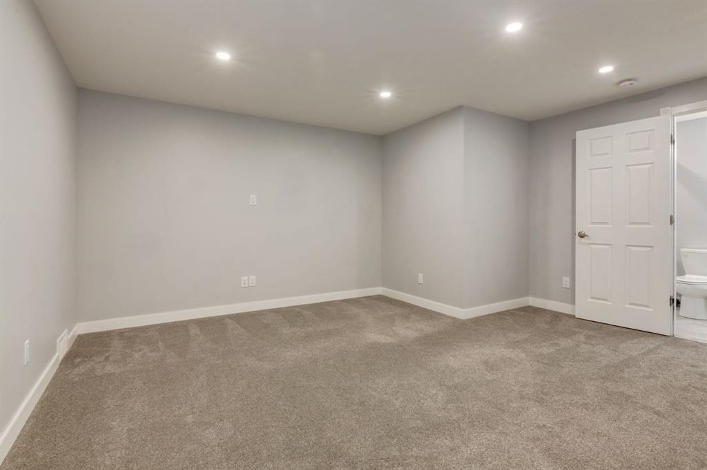 82 Hidden Ridge View Nw, Calgary, AB
