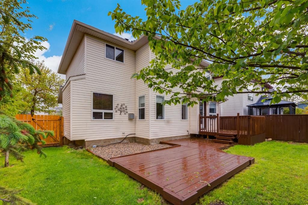 82 Hidden Ridge View Nw, Calgary, AB