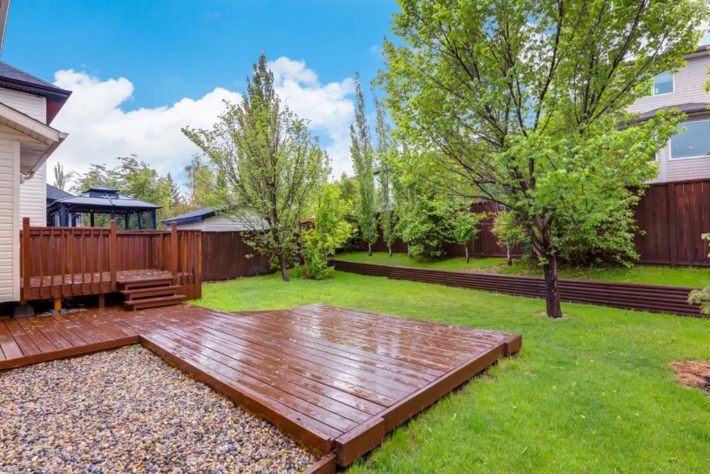 82 Hidden Ridge View Nw, Calgary, AB