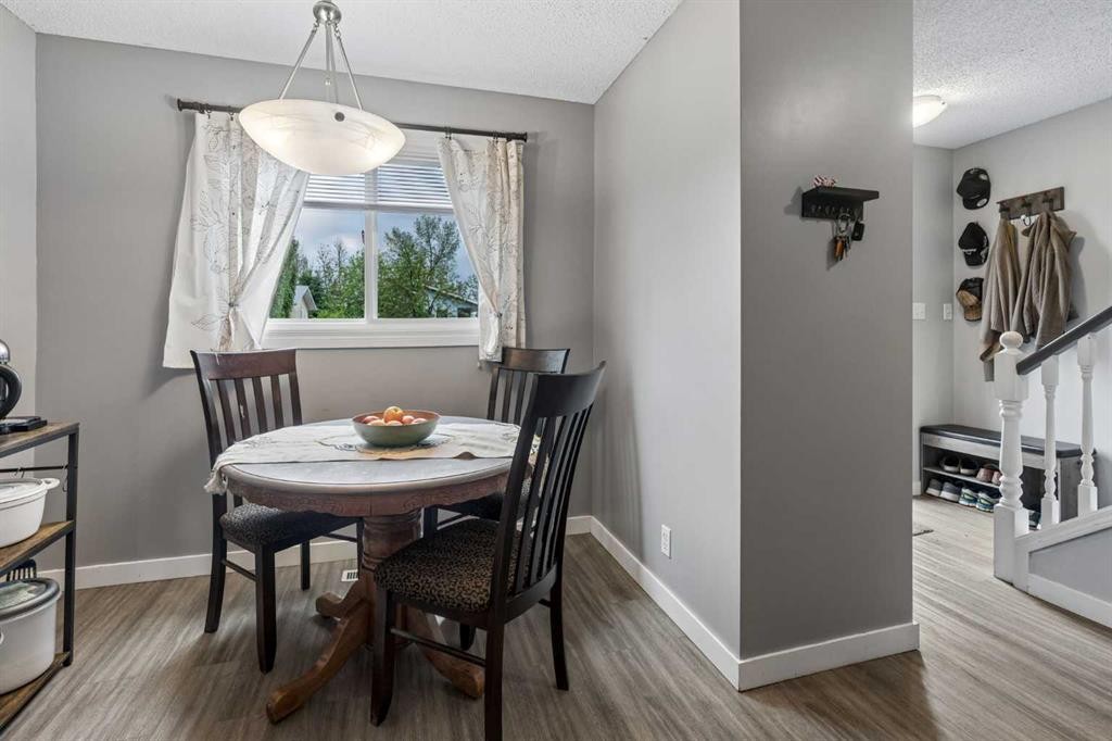 109-4810 40 Avenue Sw, Calgary, AB