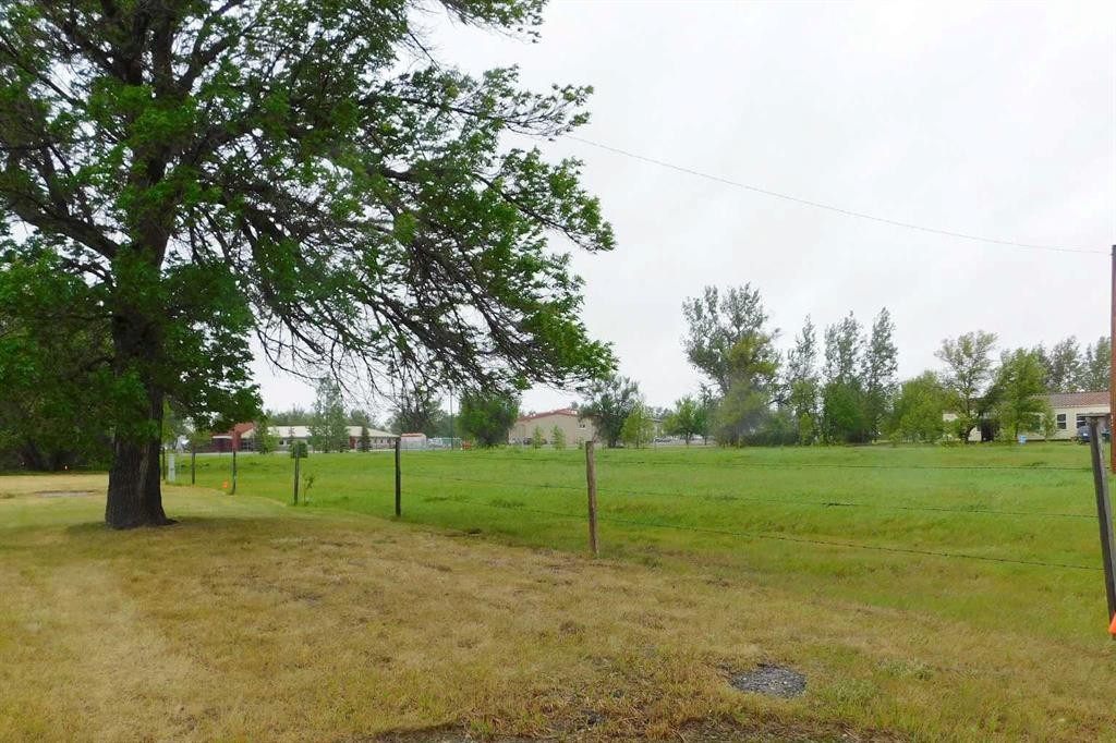 17 Anson Road North, Rural Willow Creek No. 26, M.D. Of, AB