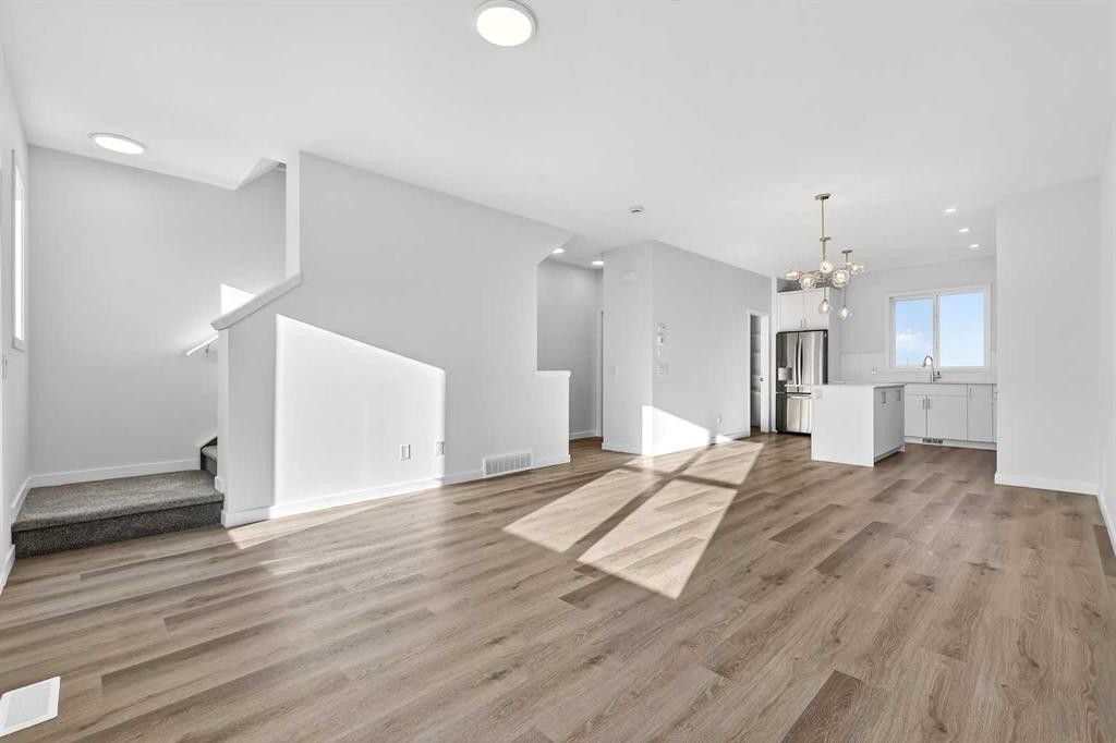 609-132 Red Embers Link Ne, Calgary, AB - Indoor