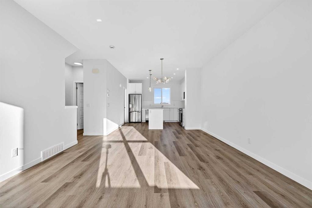 609-132 Red Embers Link Ne, Calgary, AB - Indoor