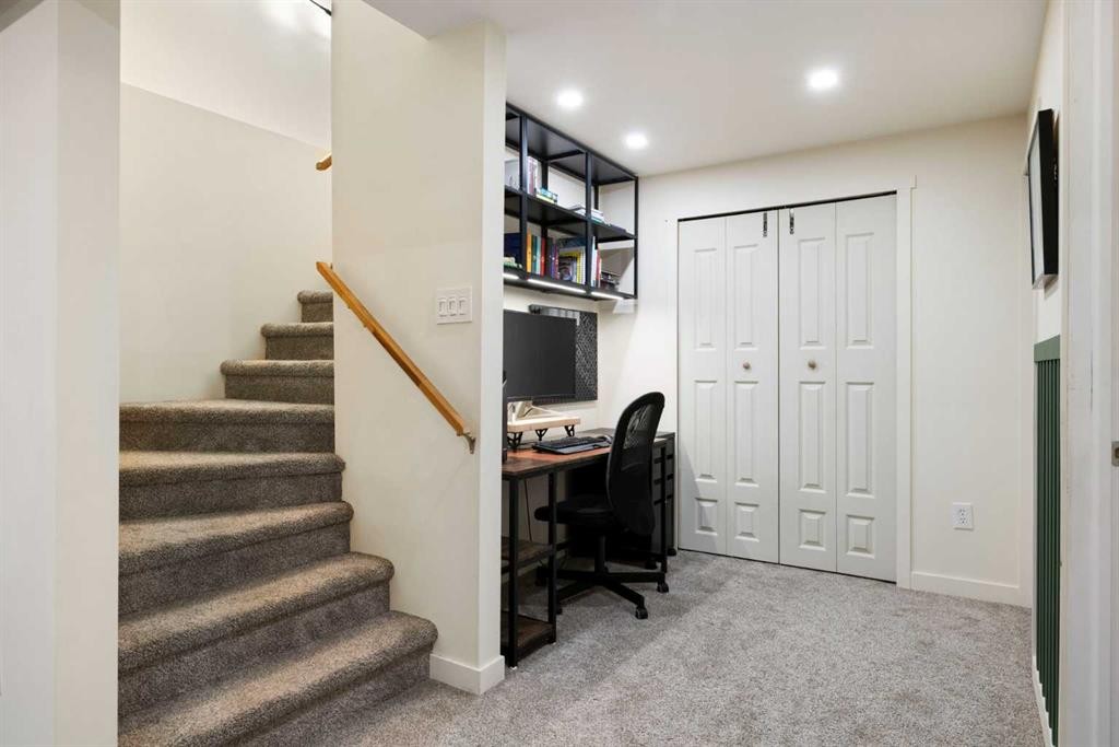 60 Sage Valley Drive Nw, Calgary, AB