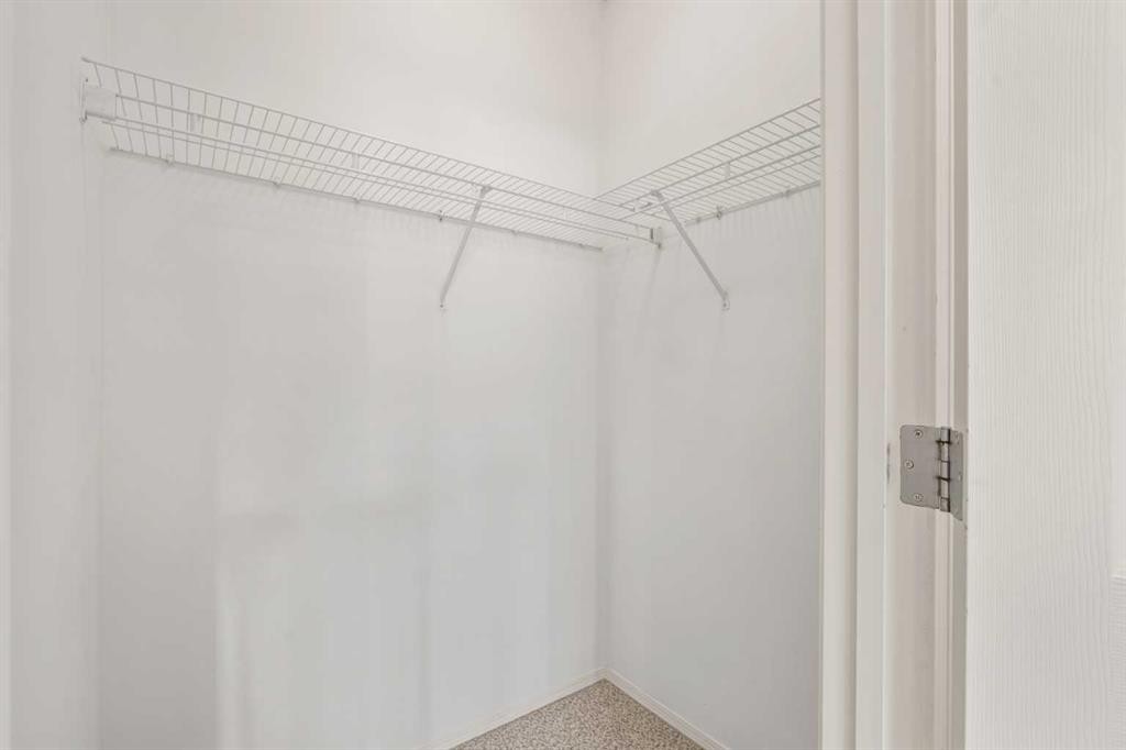 21-29 Springborough Boulevard Sw, Calgary, AB