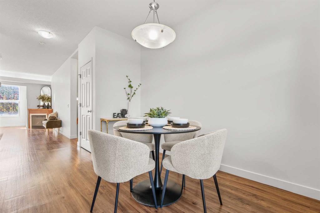 21-29 Springborough Boulevard Sw, Calgary, AB