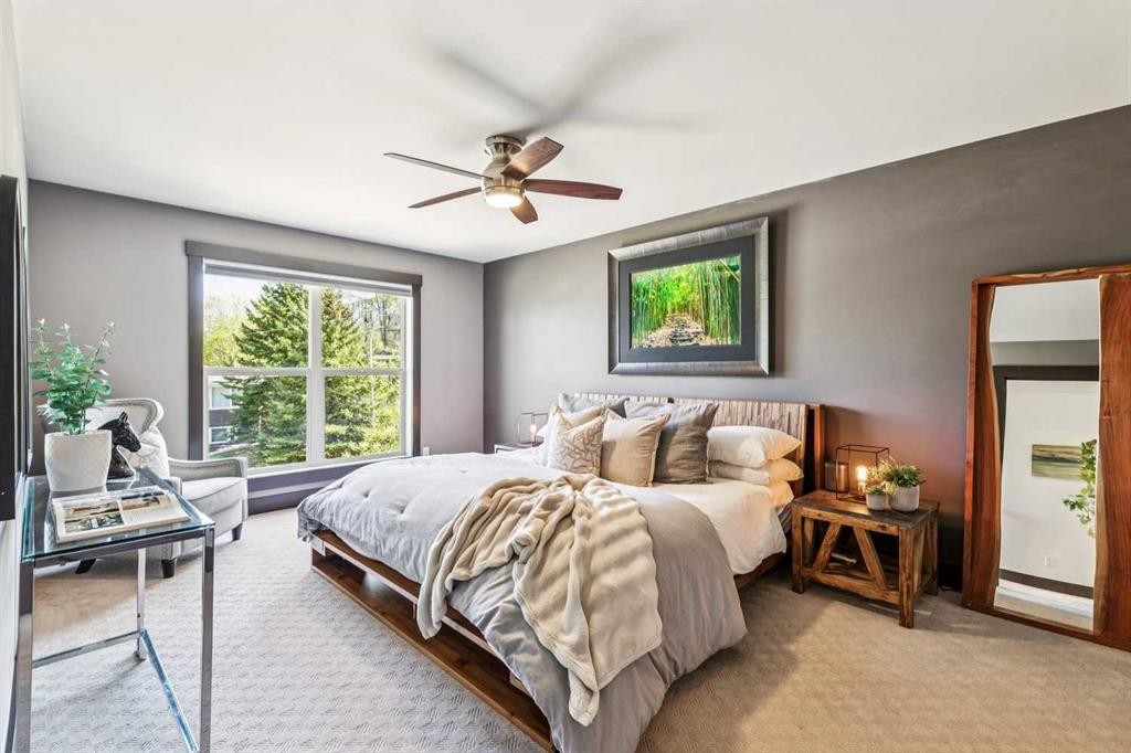 2317 16 Street Sw, Calgary, AB - Indoor Photo Showing Bedroom