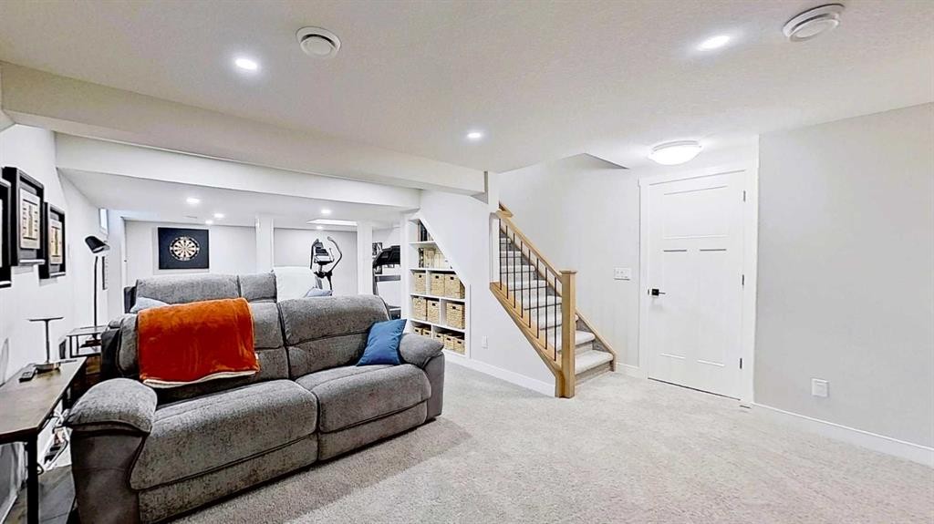 15 Echlin Court, Bragg Creek, AB - Indoor