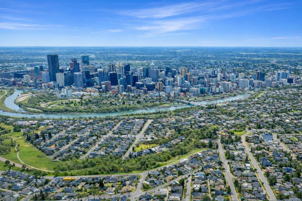 332 12 Avenue Nw, Calgary, AB