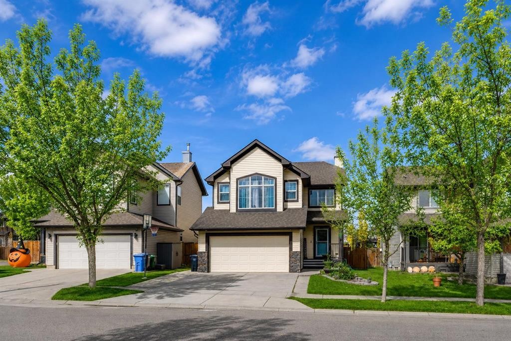 47 Westmount Road, Okotoks, AB - Outdoor With Facade