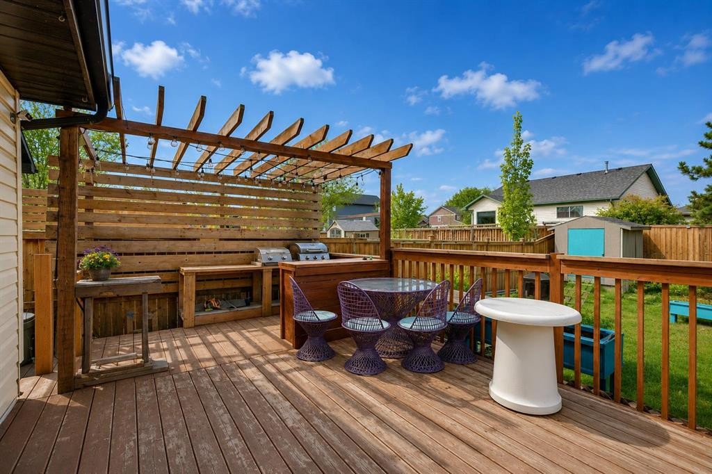 47 Westmount Road, Okotoks, AB - Outdoor With Deck Patio Veranda With Exterior