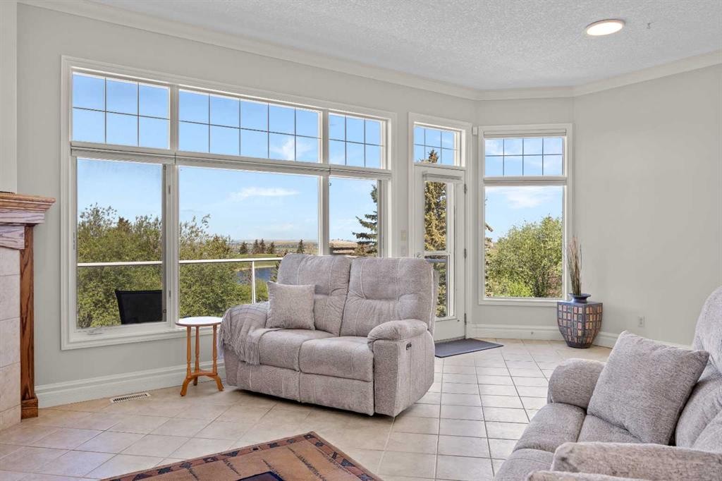 4580 Hamptons Way Nw, Calgary, AB - Indoor