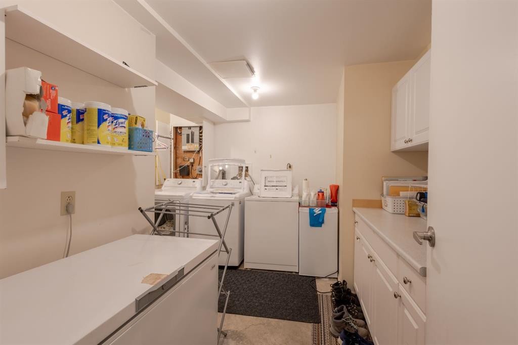 62 Berkley Close Nw, Calgary, AB