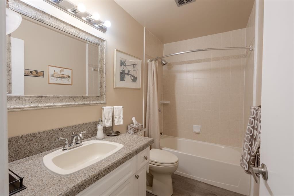 62 Berkley Close Nw, Calgary, AB