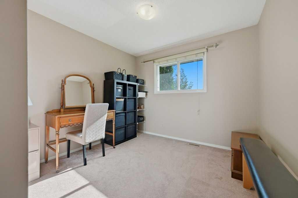 7115 Huntercrest Road Nw, Calgary, AB - Indoor
