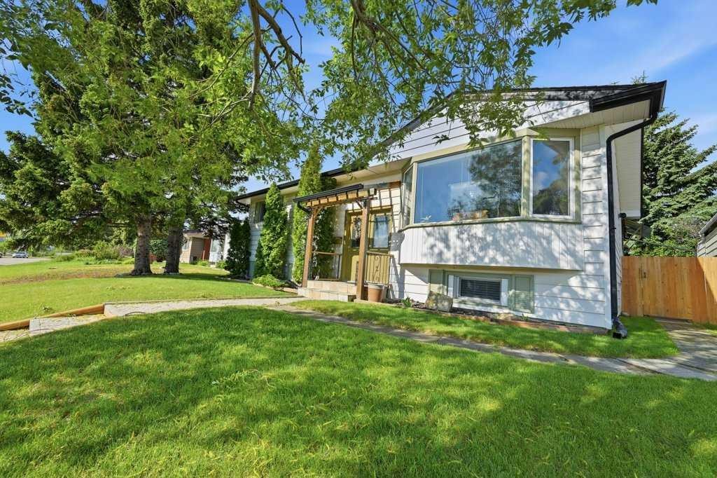 7115 Huntercrest Road Nw, Calgary, AB - Outdoor