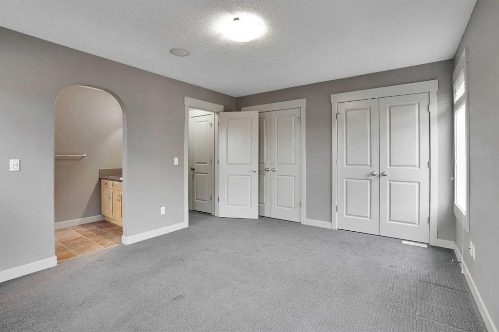 124 Lavender Link, Chestermere, AB - Indoor Photo Showing Other Room