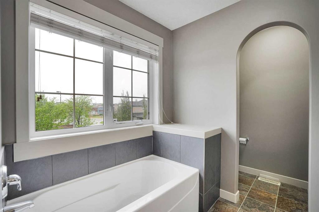 124 Lavender Link, Chestermere, AB - Indoor