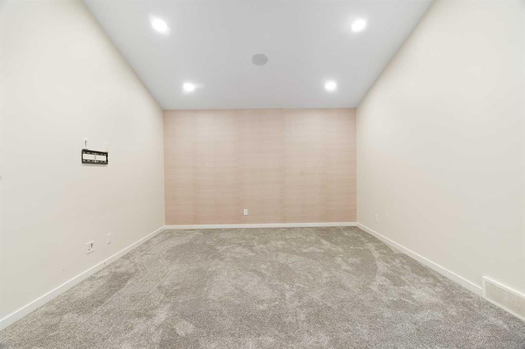 15 Homestead Close Ne, Calgary, AB