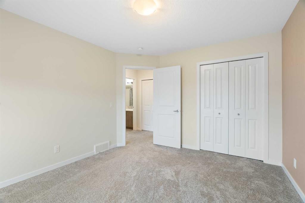 15 Homestead Close Ne, Calgary, AB