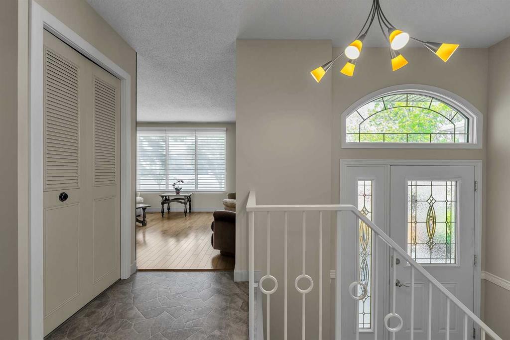 99 Huntford Road Ne, Calgary, AB