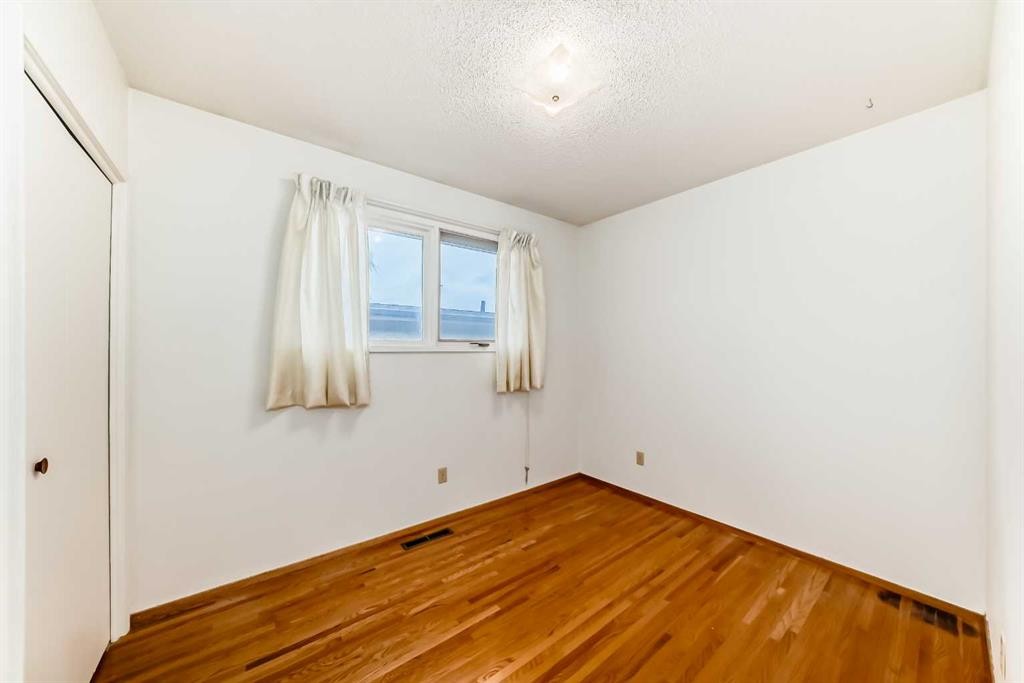 1106 Ninga Road Nw, Calgary, AB