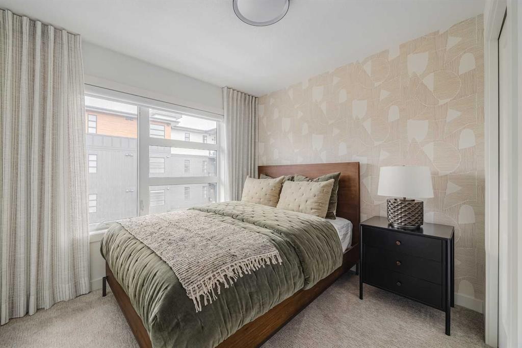 59 Lucas Way Nw, Calgary, AB