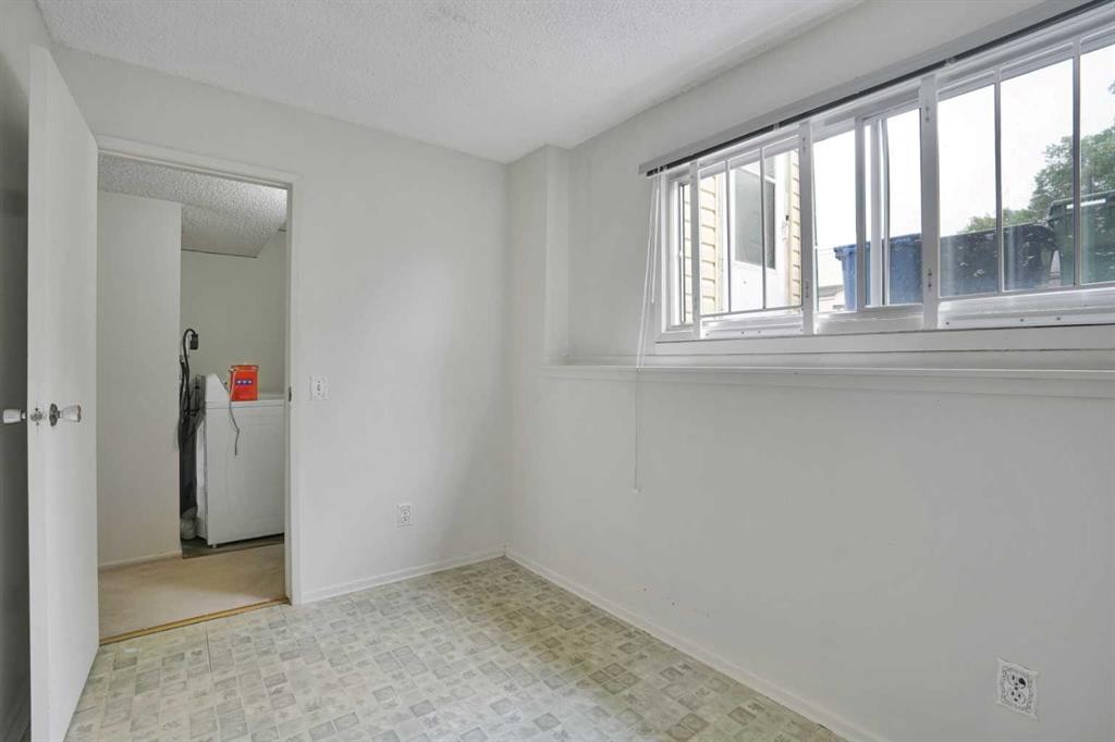 1104 53C Street Se, Calgary, AB