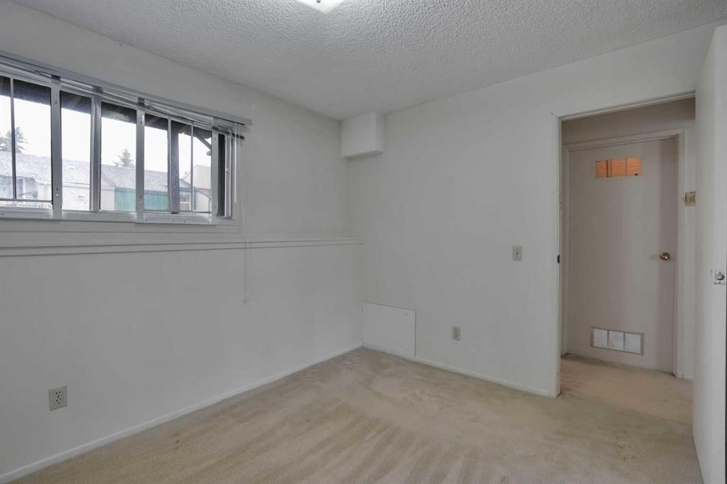 1104 53C Street Se, Calgary, AB