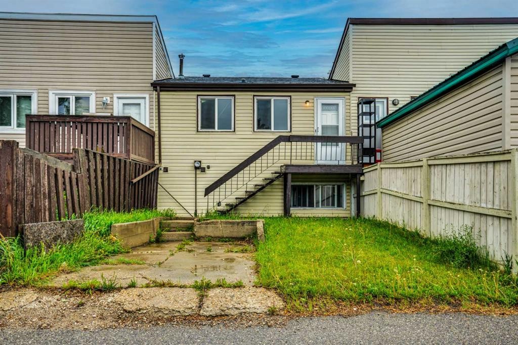 1104 53C Street Se, Calgary, AB
