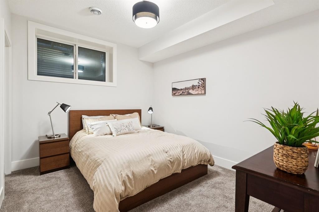 4803 19 Avenue Nw, Calgary, AB