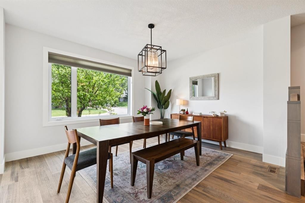 4803 19 Avenue Nw, Calgary, AB