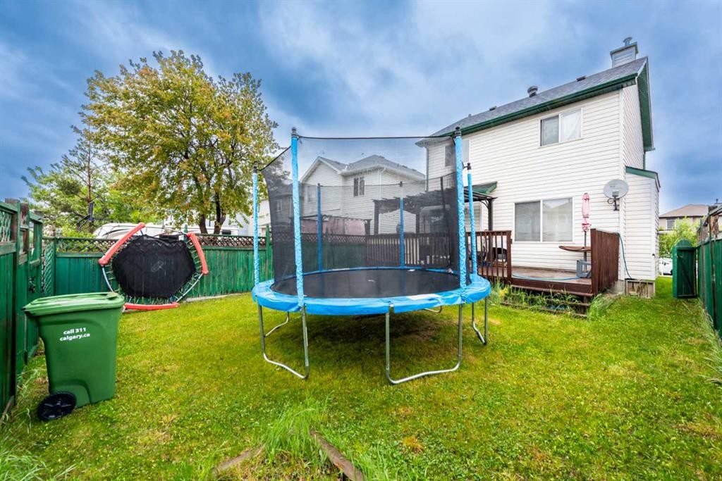 93 Saddleback Road Ne, Calgary, AB