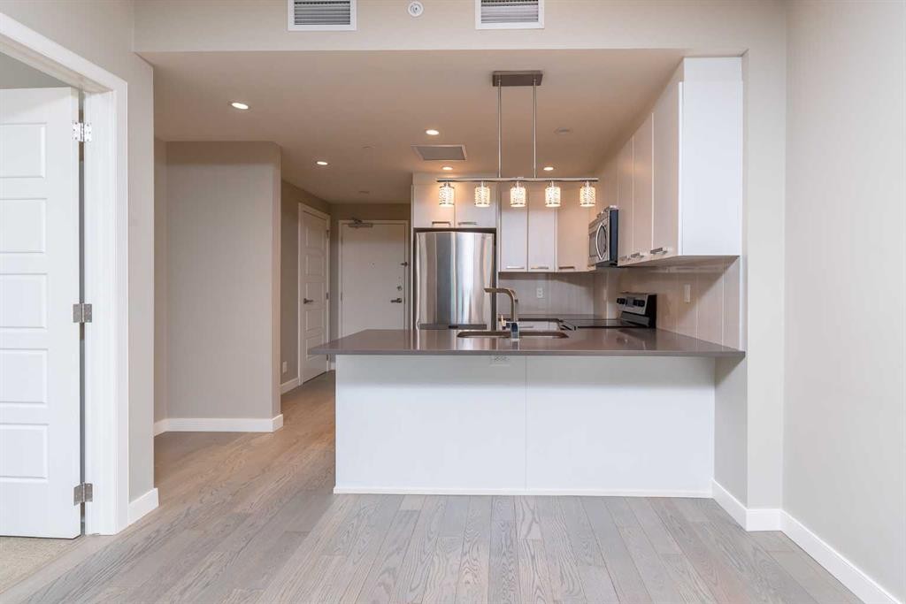 809-225 11 Avenue Se, Calgary, AB