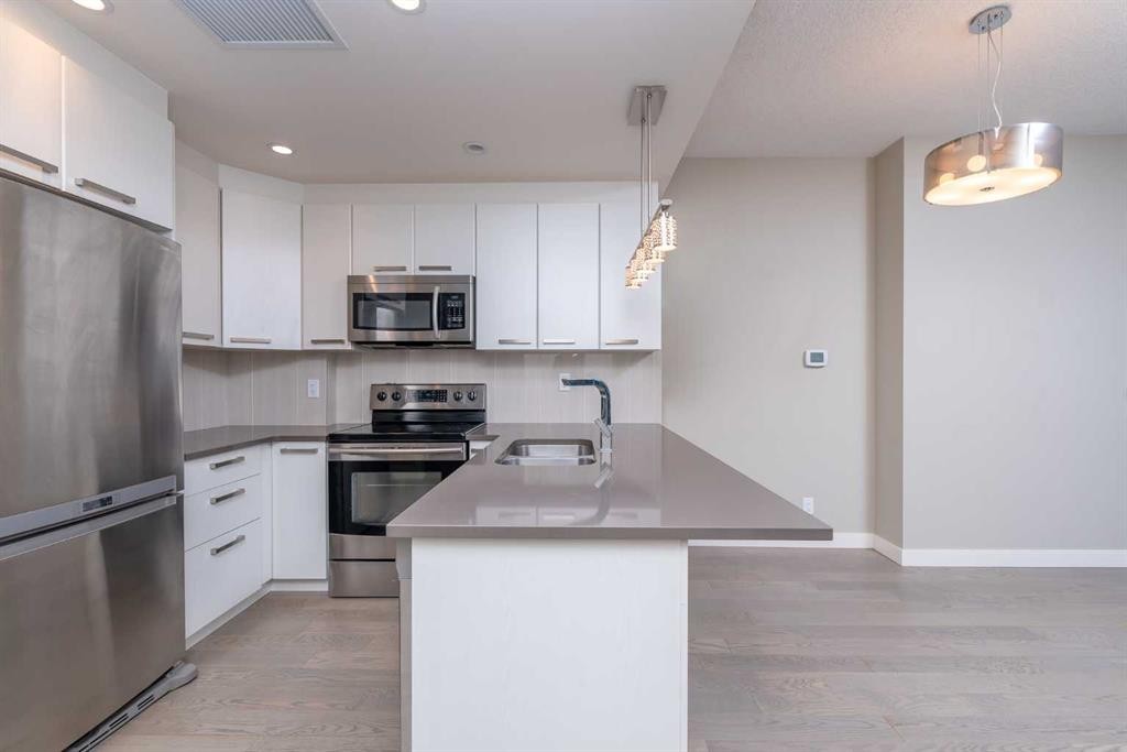 809-225 11 Avenue Se, Calgary, AB
