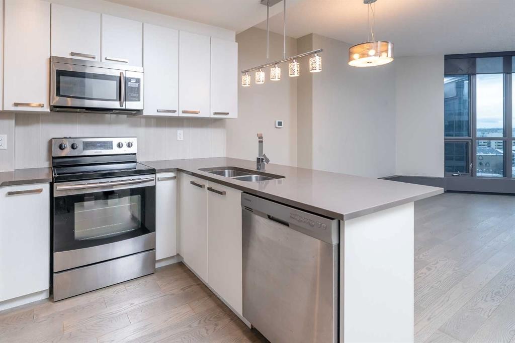 809-225 11 Avenue Se, Calgary, AB