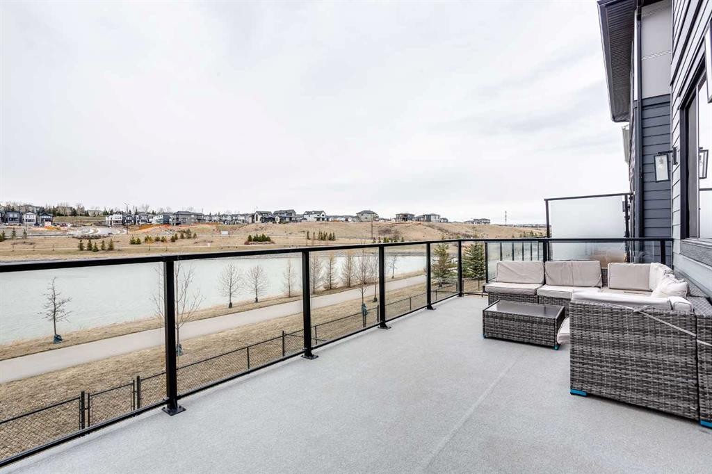 206 Rowley Way Nw, Calgary, AB