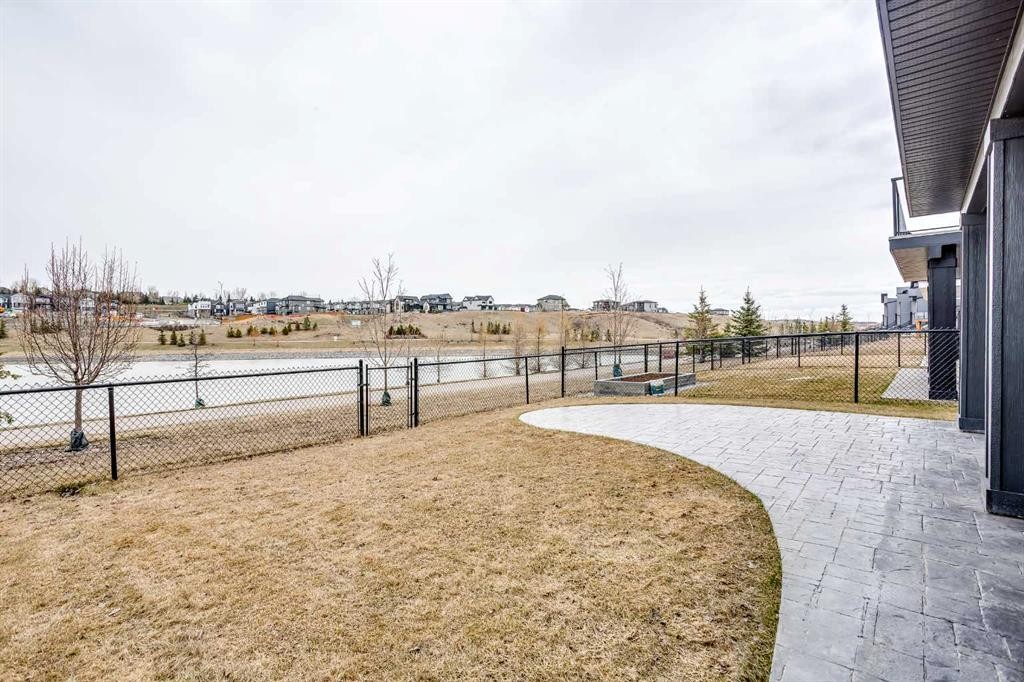 206 Rowley Way Nw, Calgary, AB
